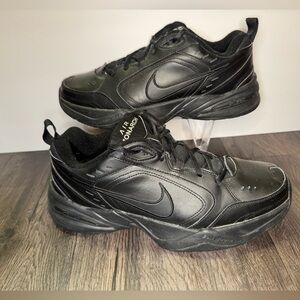🔥 Nike Air Monarch IV Men’s 10.5 Wide D Dad Shoes Triple Black Lace-Up Sneaker